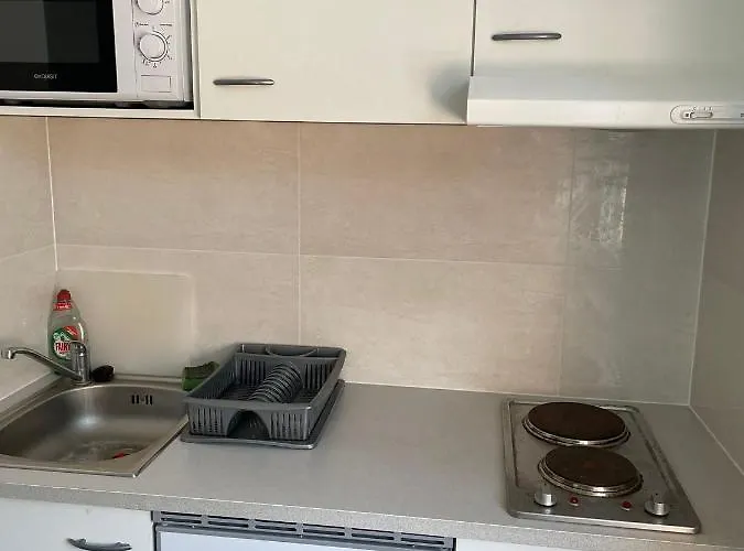 Monteurwohnungen In شقة